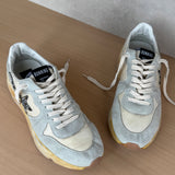 GOLDEN GOOSE RUNNING