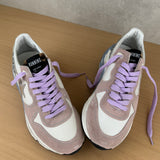GOLDEN GOOSE RUNNING