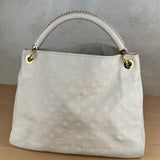 LOUIS VUITTON ARTSY MM