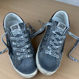 GOLDEN GOOSE SUPER-STAR