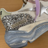 GOLDEN GOOSE RUNNING
