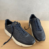 GOLDEN GOOSE RUNNING