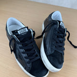 GOLDEN GOOSE SUPER-STAR