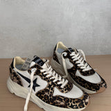 GOLDEN GOOSE RUNNING