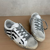 GOLDEN GOOSE SUPER-STAR