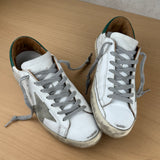GOLDEN GOOSE SUPER-STAR