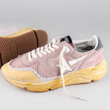 GOLDEN GOOSE RUNNING