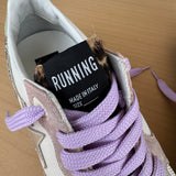 GOLDEN GOOSE RUNNING