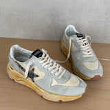 GOLDEN GOOSE RUNNING