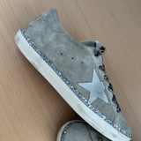 GOLDEN GOOSE SUPER-STAR