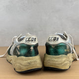 GOLDEN GOOSE RUNNING