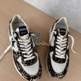 GOLDEN GOOSE RUNNING
