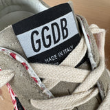 GOLDEN GOOSE SUPER-STAR