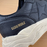 GOLDEN GOOSE RUNNING